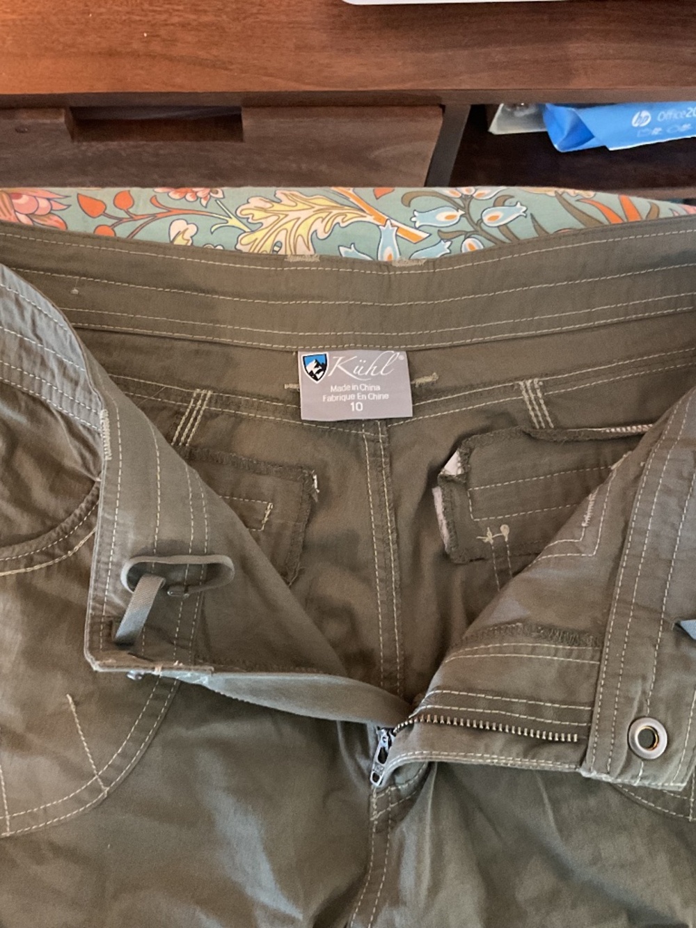 Kuhl green capris